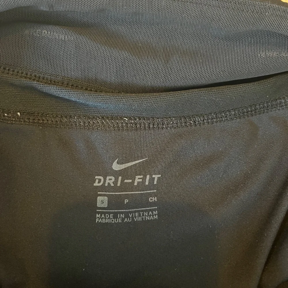 Nike Women’s Black Dri-Fit Running Shorts | Small - Picture 7 of 11